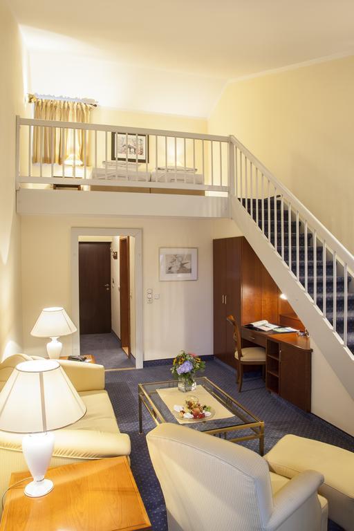 Hotel Hofmark 바트 비른바흐 외부 사진